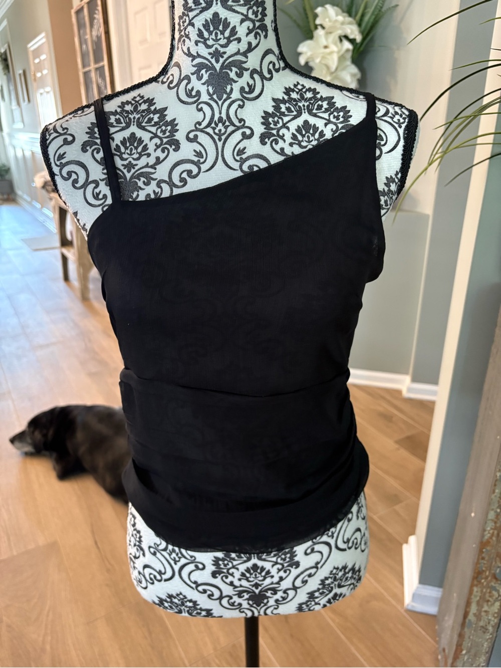 Black size medium Women's camisole Top